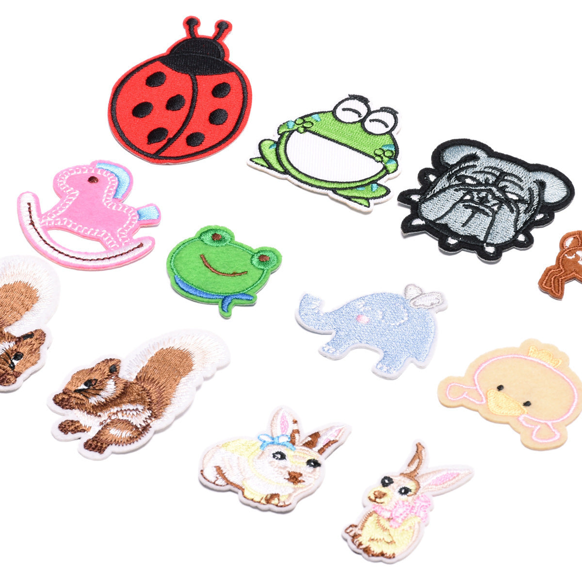 Wholesale Cartoon Cloth Patches Set Of 12 Beetle Elephant Frog Designs DIY Clothing Decoration Trendy Gift
