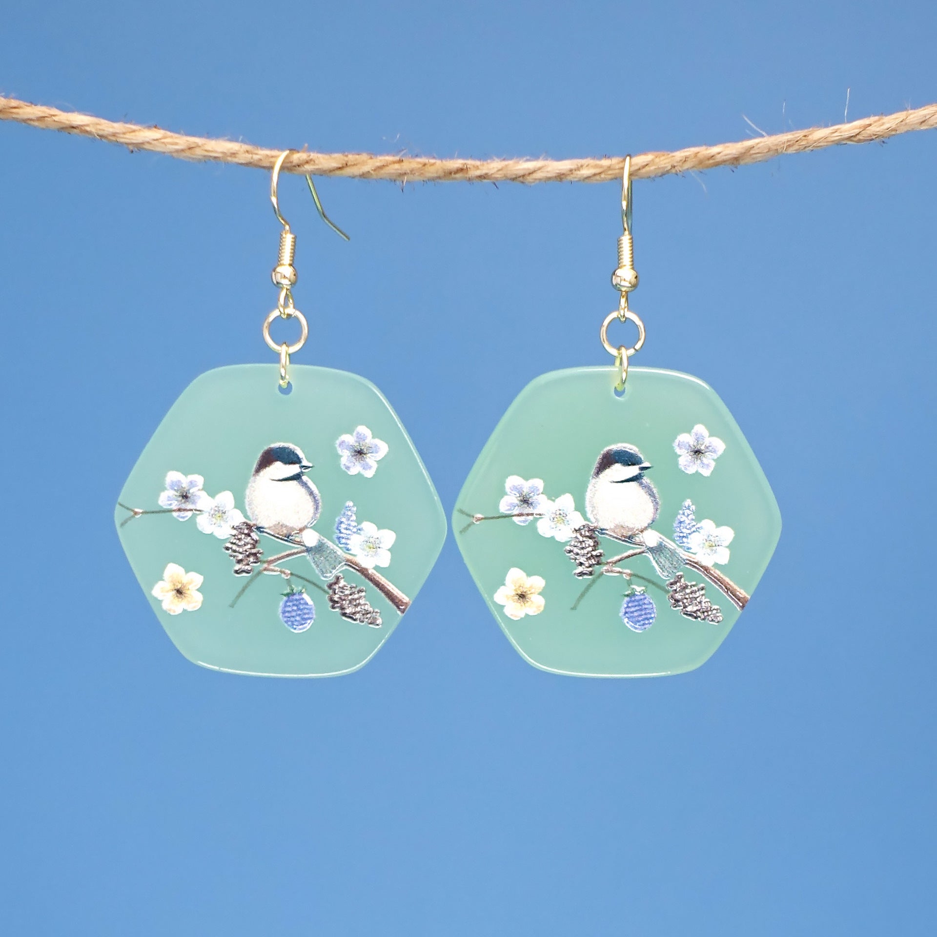 Wholesale Artistic painted relief flower and bird earrings