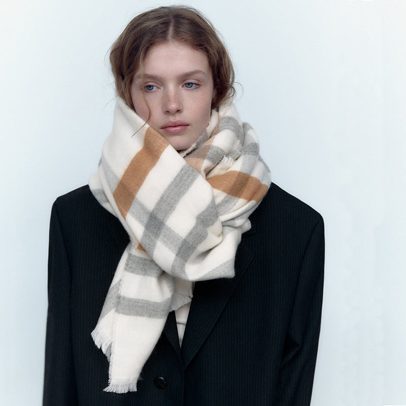 Wholesale Gray and White Plaid Imitation Cashmere Thickened Warm Scarves