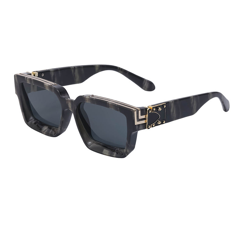 Wholesale Fashion Square Frame Sunglasses