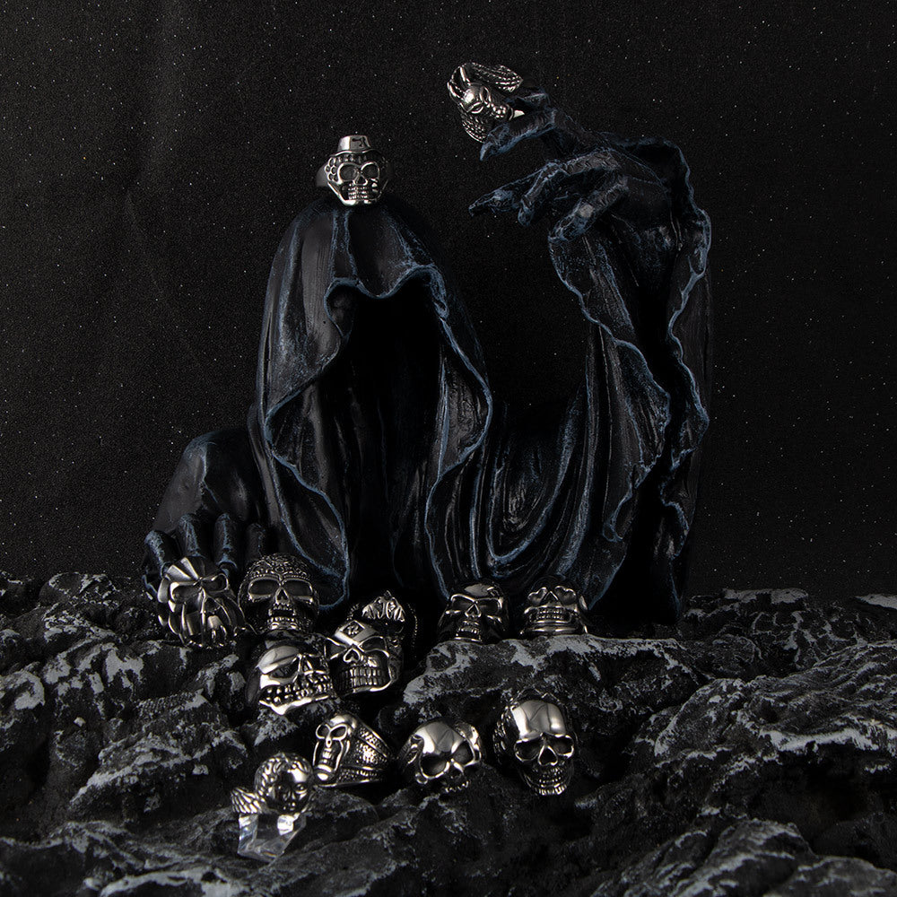 Wholesale  does not fade exquisite punk titanium steel retro skull gift men's raw stainless steel polished ring