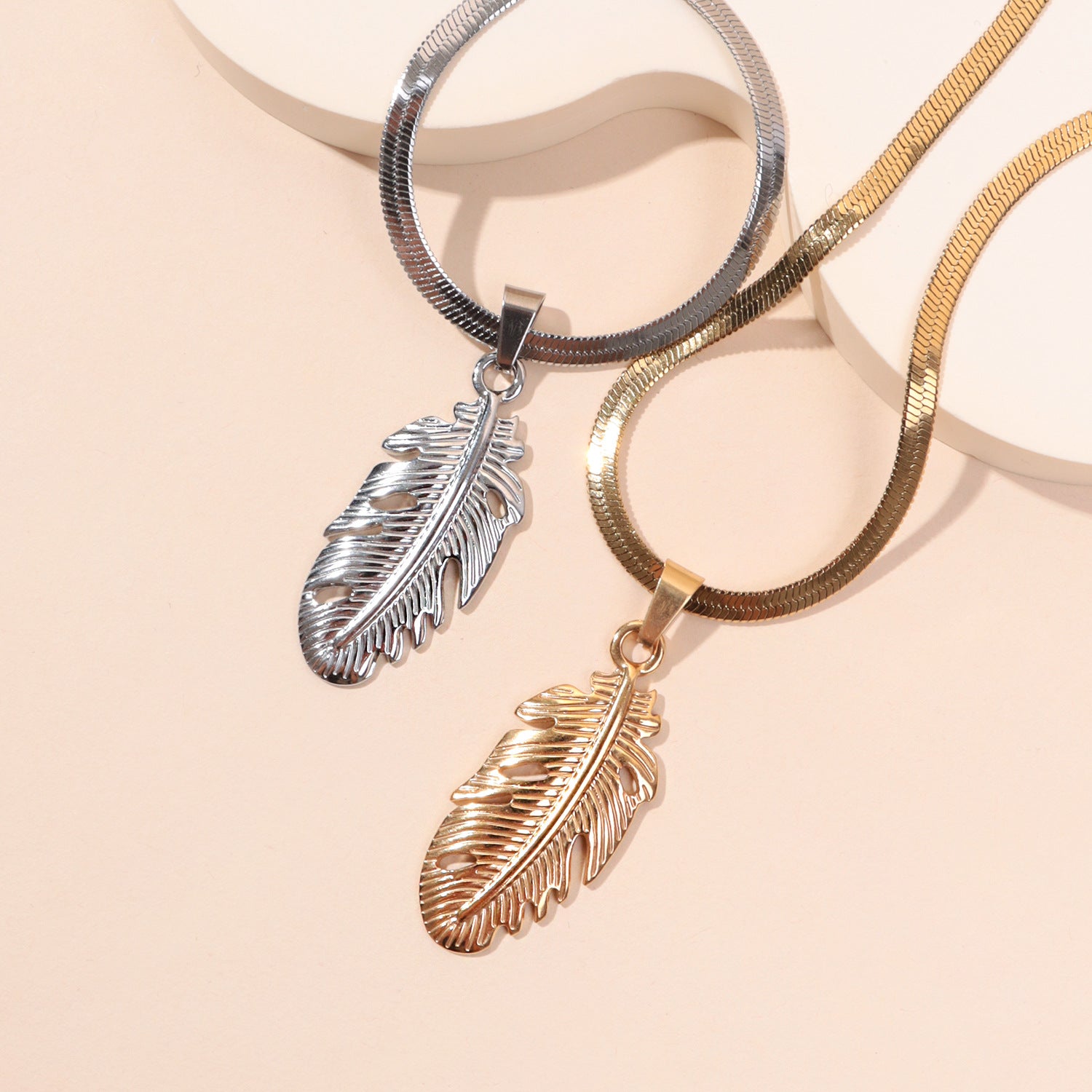 Wholesale Stainless Steel Feather Pendant Necklace