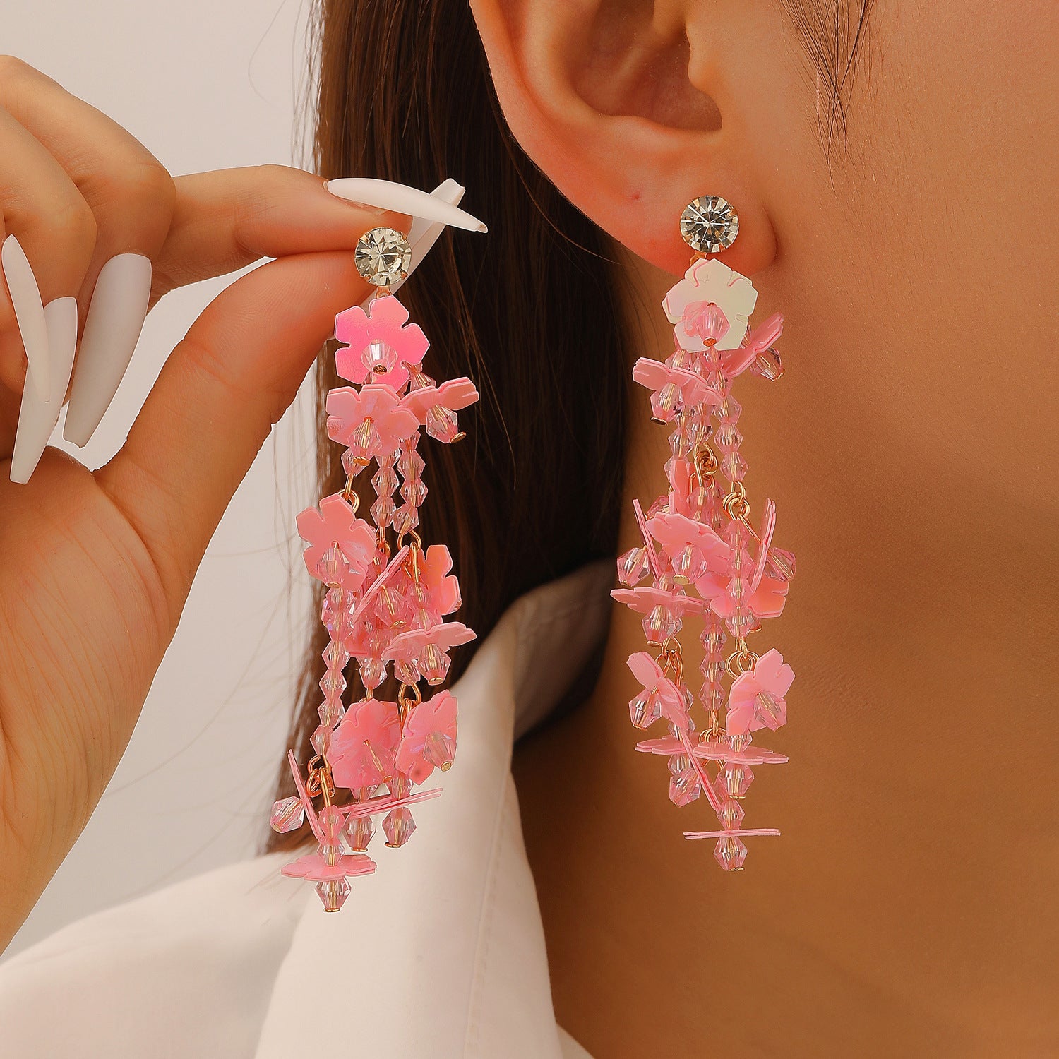 Wholesale Trendy Summer Vacation Hand Knit Raffia Flower Earrings For Women Golden Yellow Fashion Accessory Resale Gift