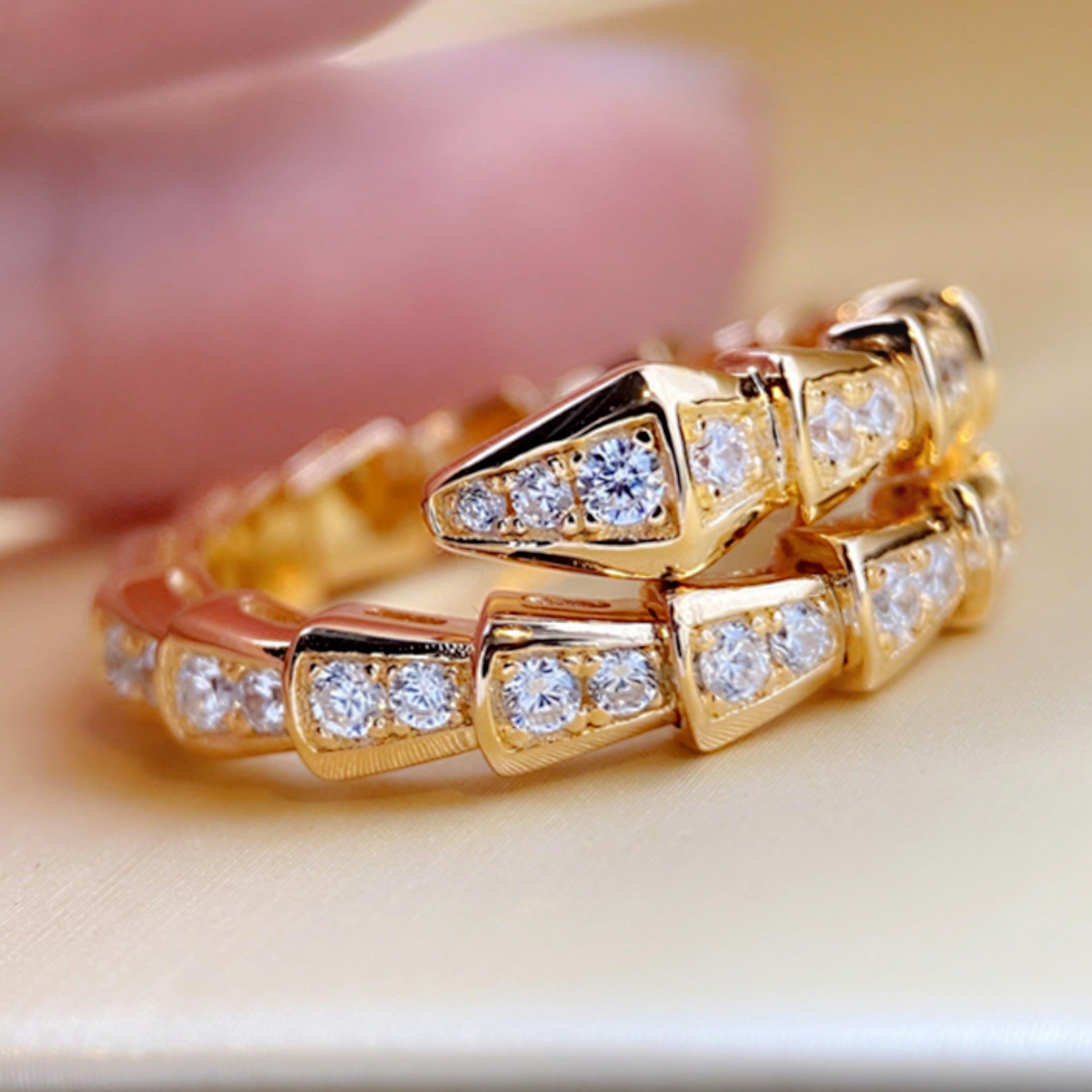 Wholesale Micro-inlaid zircon and diamond gold-plated open bone ring