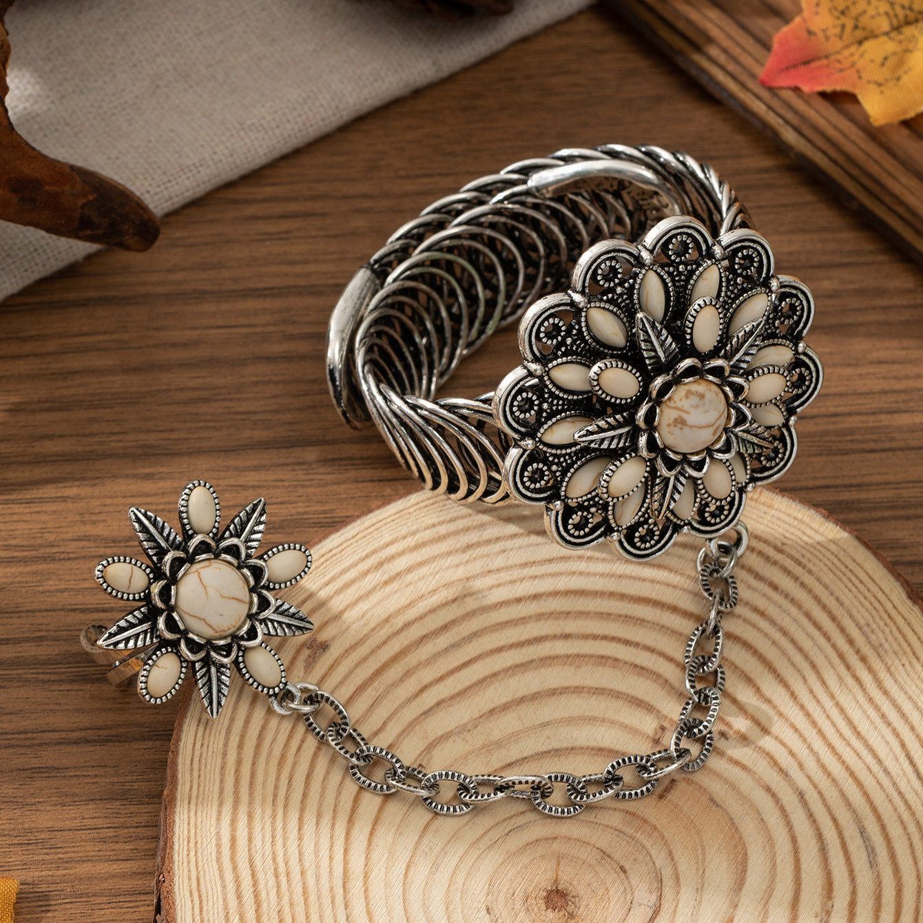 Wholesale Vintage open bohemian marquise flower turquoise bracelet chain ring