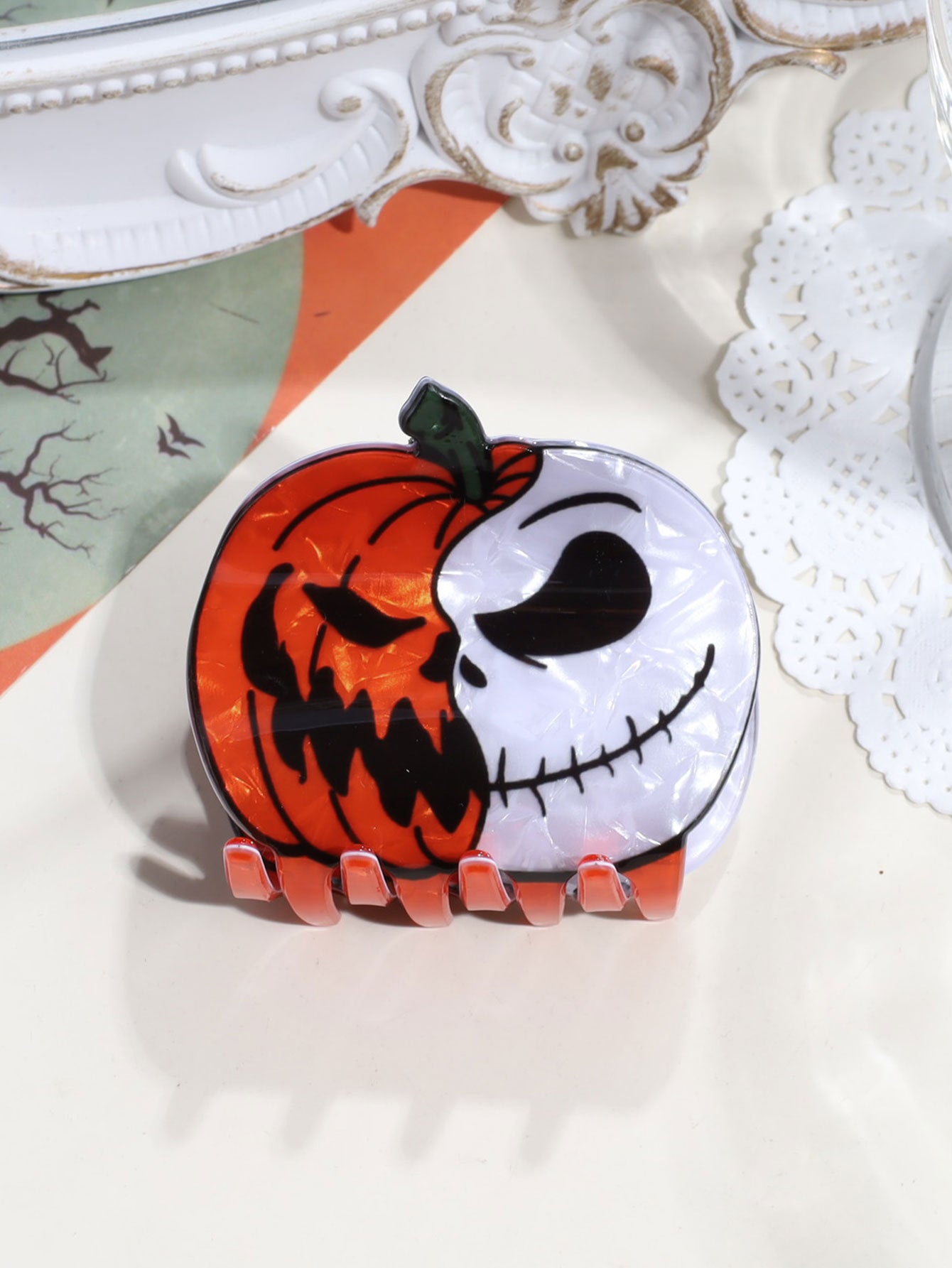 Wholesale Acrylic  Hair Claw Clip Creative Dark Style Pumpkin Ghost Bat Design Womens Fashion Hair Accessory
