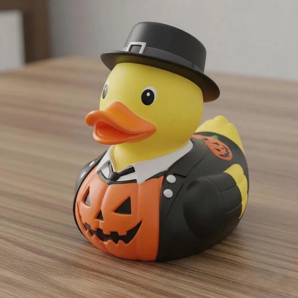 Wholesale Movie Duck  Gift Ornaments Home Desktop Decorations Resin Ornaments