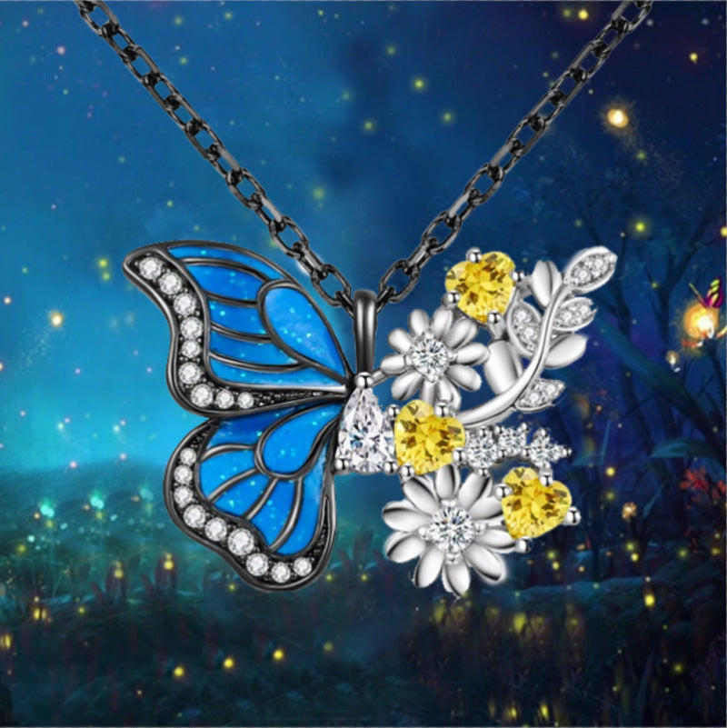 Wholesale Two-tone metal flower butterfly niche design clavicle pendant necklace