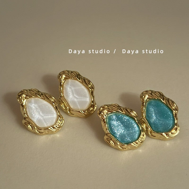 Wholesale  Super Fairy French Retro Shimmering Resin Earrings