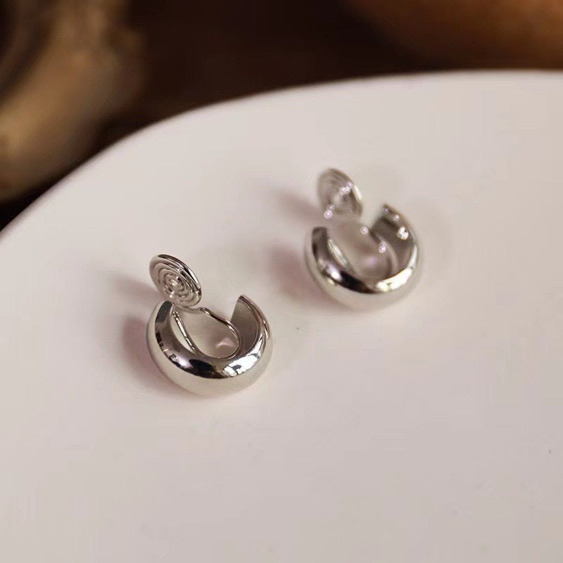 Wholesale Exaggerated glossy metal circle earrings