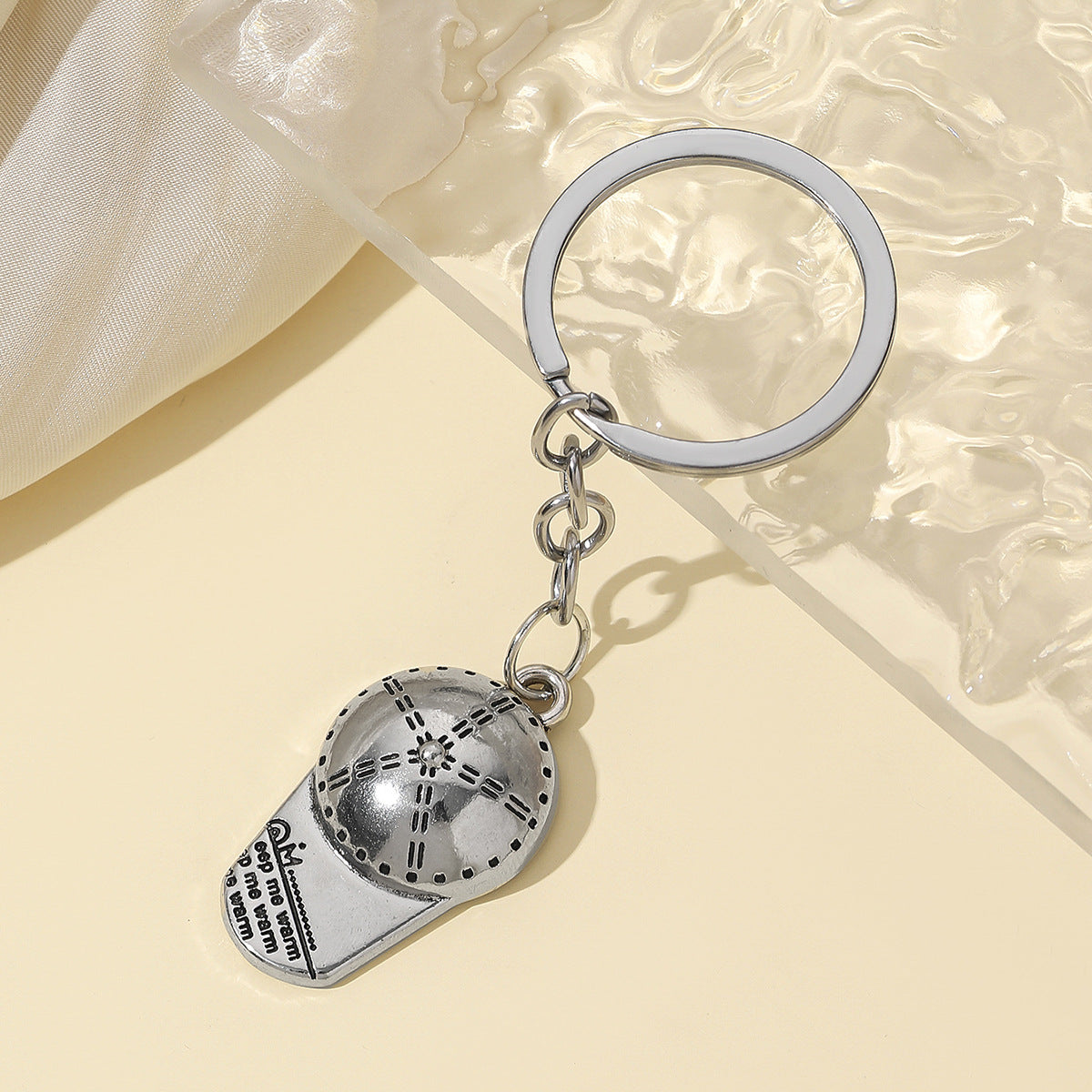 Wholesale Silver alloy metal imitation sports baseball cap keychain