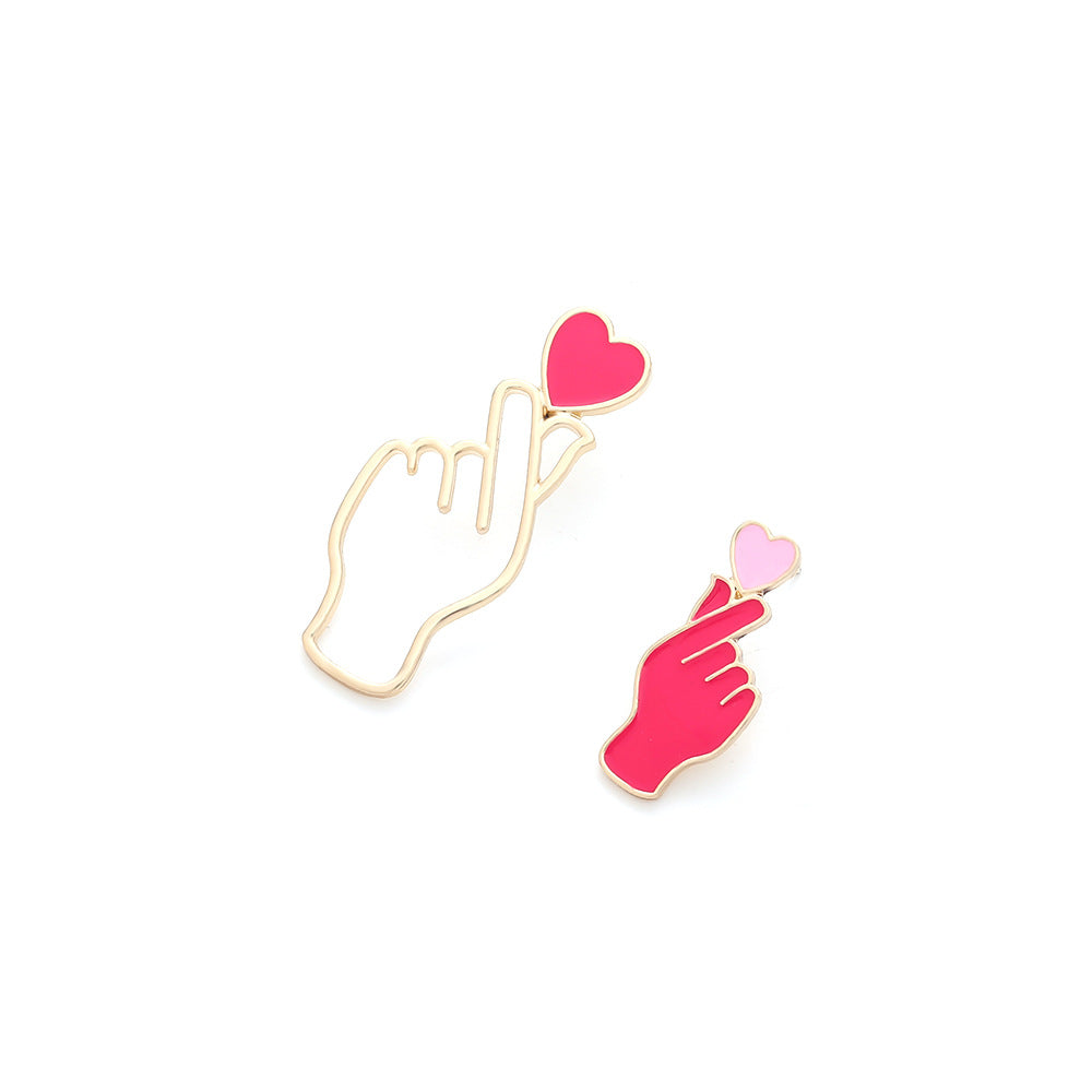 卸売バレンタインデーエナメルハート型非対称合金イヤリング