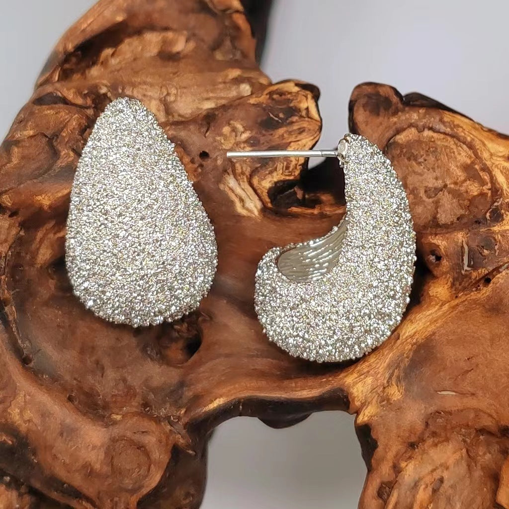 Wholesale Copper Frosted Particle Design Mosquito Coil Ear Clip