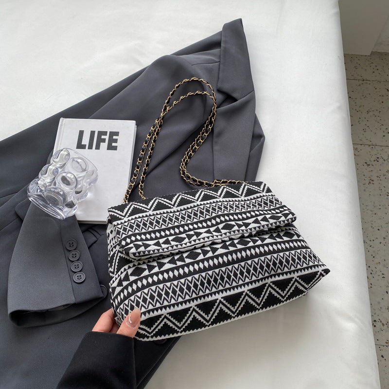Wholesale Fabric Retro Ethnic Style Chain Bags