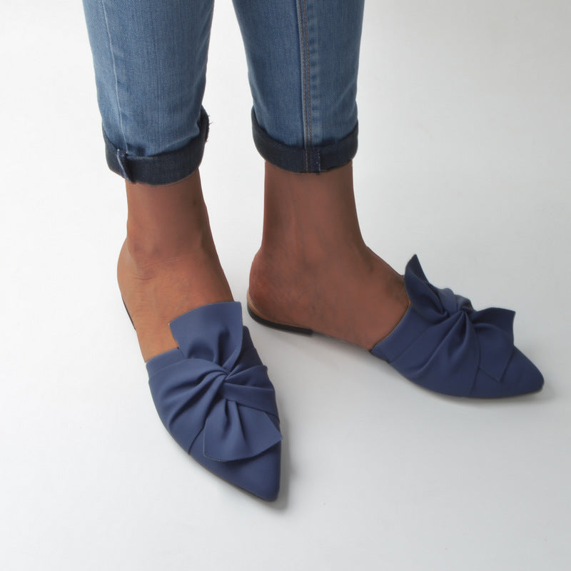 Wholesale Pointed Flat Sandals Ins Lazy Half-tow Bull Black Muller tow