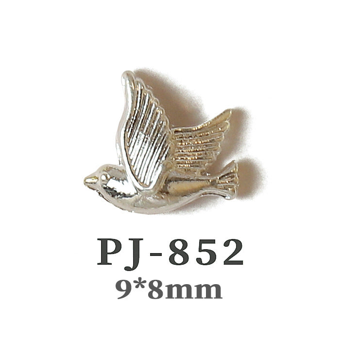 Wholesale  Metal Nail Art Charms Antelope Head Wings Leopard Head Manicure Decorative Accent