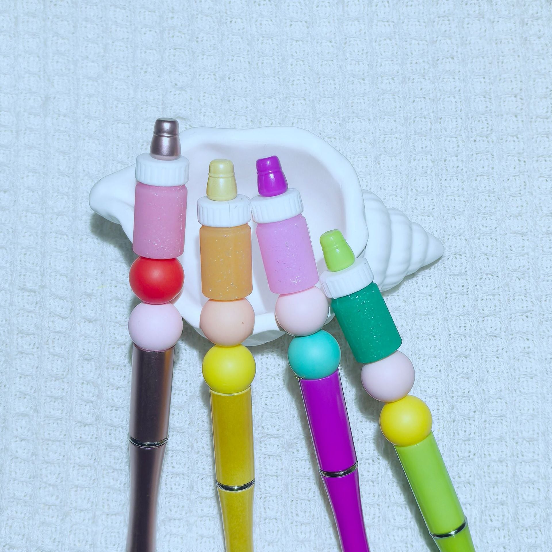 Wholesale 10pcs Three-dimensional adhesive mold bottle cap series