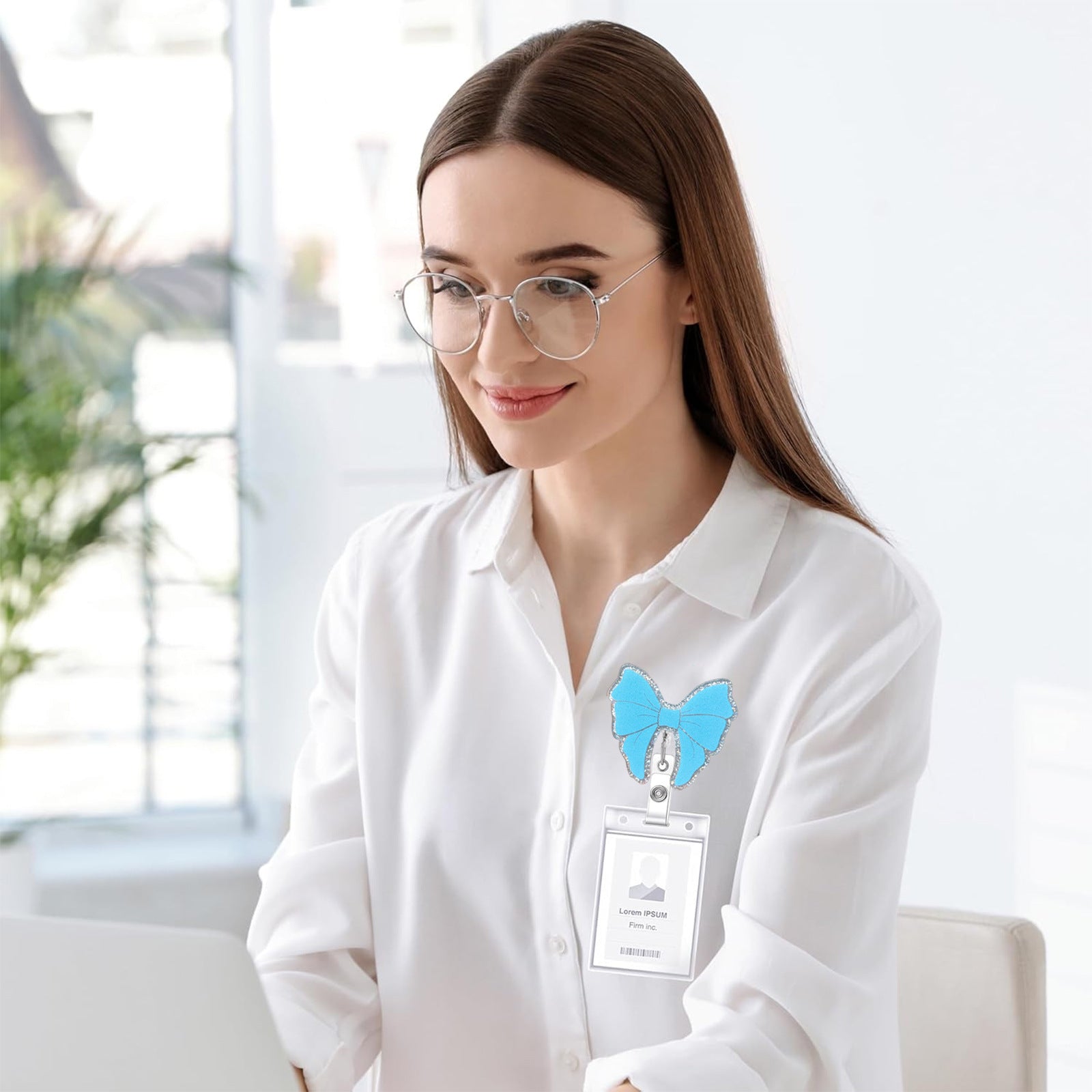 Wholesale Acrylic Pink Bow Retractable Rotating Badge Scroll badge reels