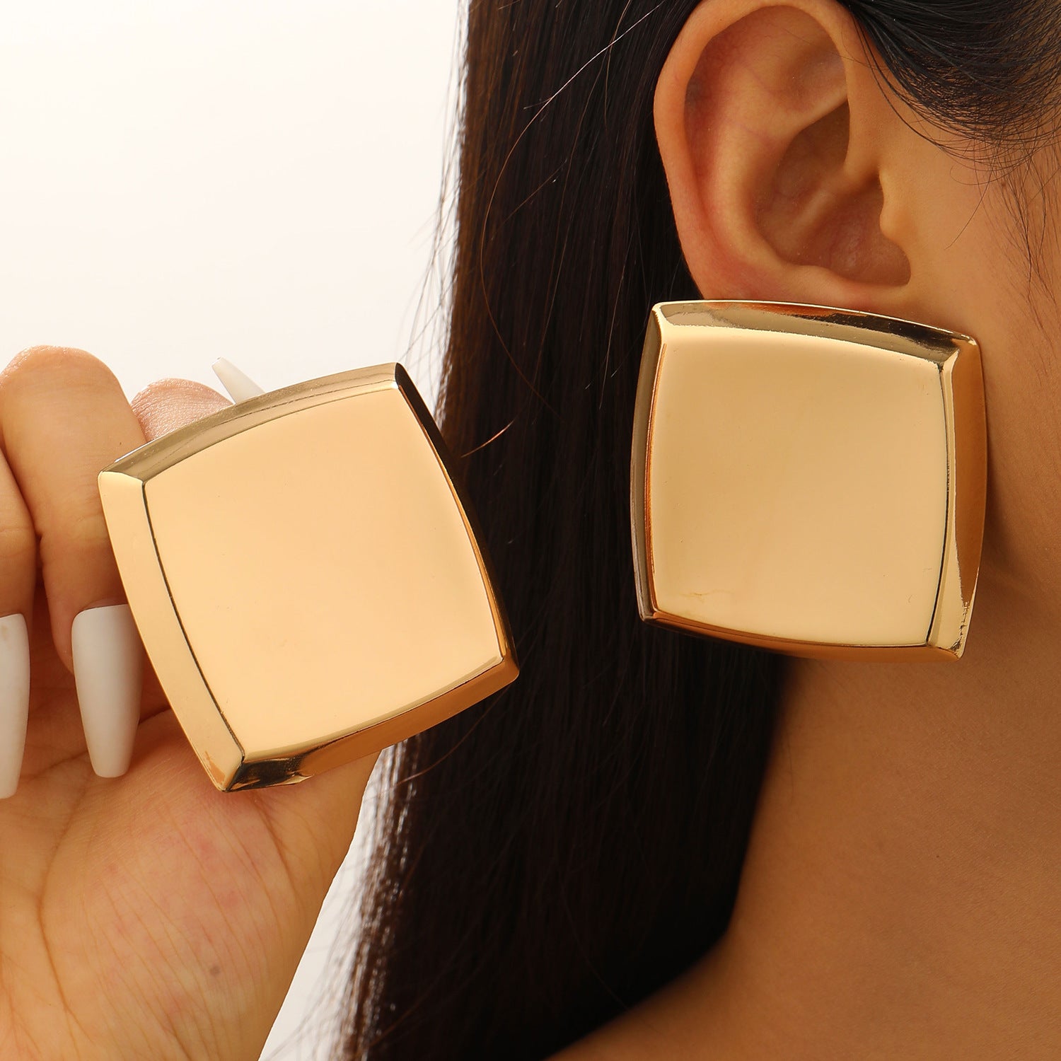 Wholesale Vintage Lava Texture Irregular Geometric Earrings For Women Gold Metal Electroplated Fashion Accessory
