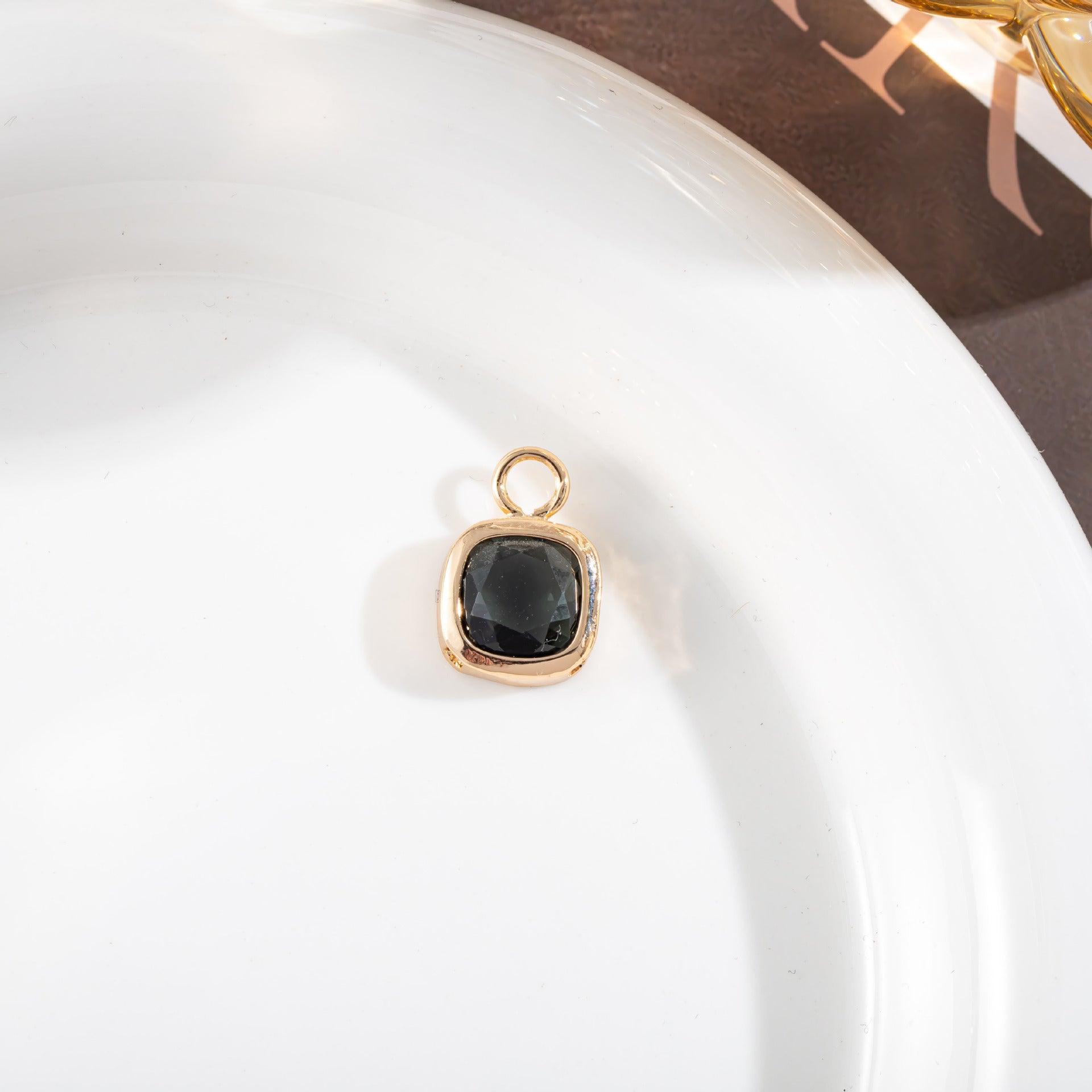 Wholesale Crystal Sugar Cube Pendant Accessories