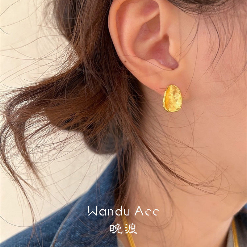 Wholesale European and American retro Valentine's Day metal earrings 925 sterling silver cold style handmade texture silver gold earrings