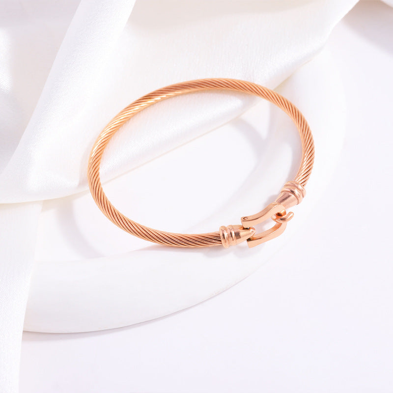 Wholesale Titanium Steel Fashion Stainless Steel Love Bracelet