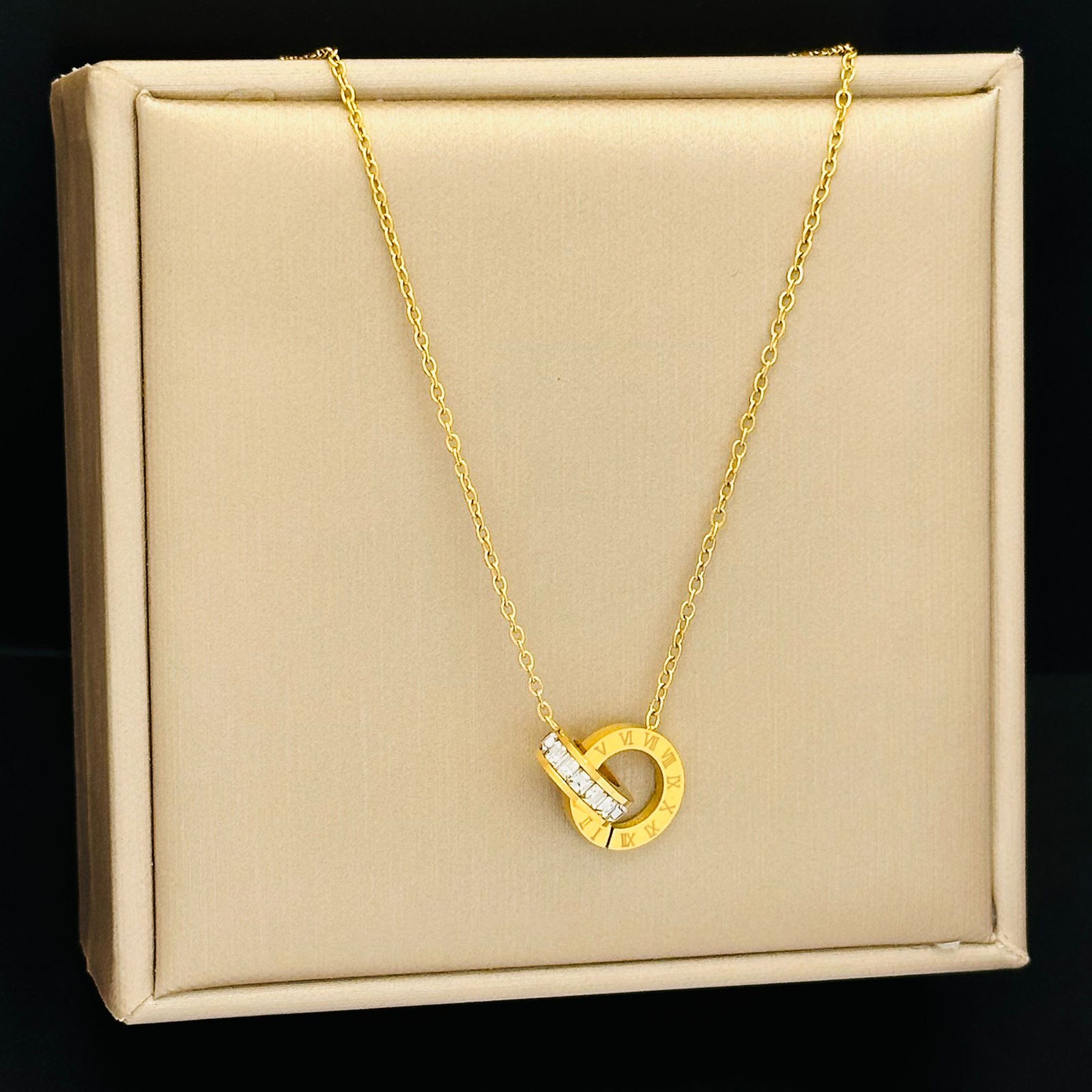 Wholesale Titanium Steel Geometry Roman Numerals and Diamond Necklace