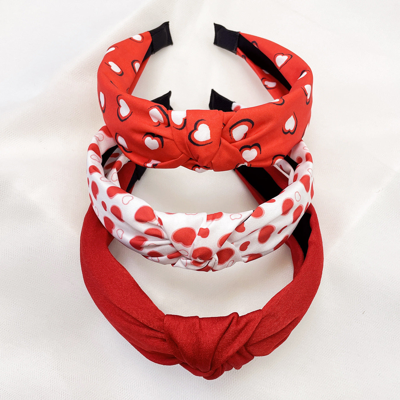 Wholesale Valentine's Day love flowers Leopard fabric knotted hair band hair accessories