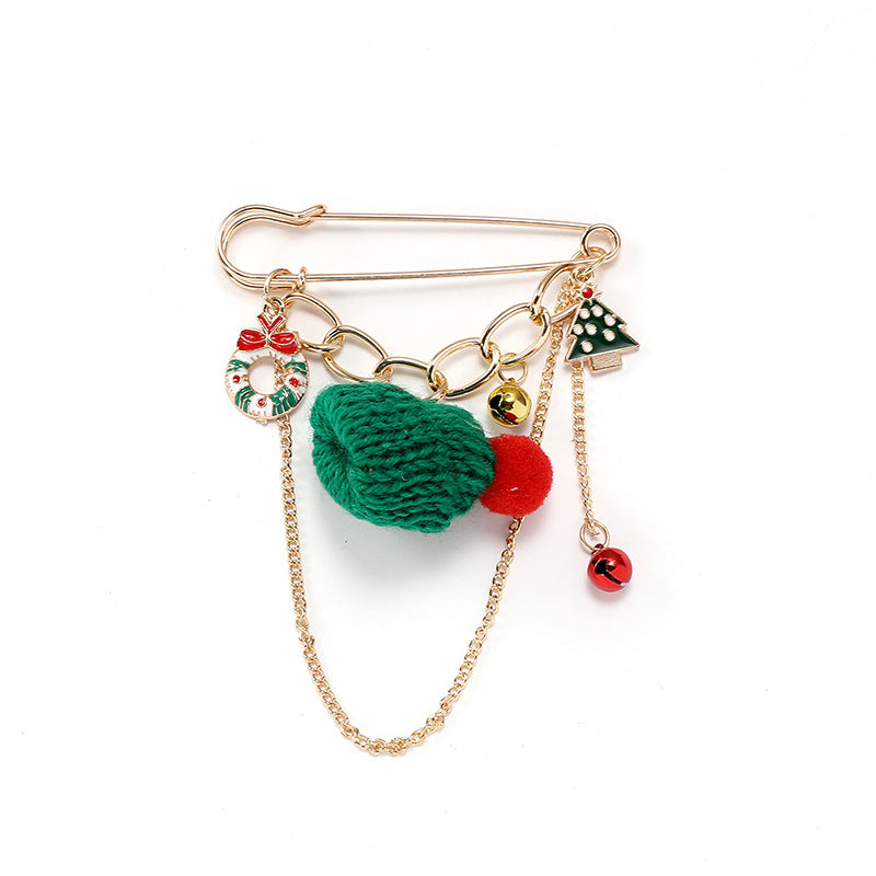 Wholesale Christmas Couple Sweater Brooch Pin With Snowman Bell And Snowflake Green Hat Design Alloy Fashion Accessory For Gift Resale