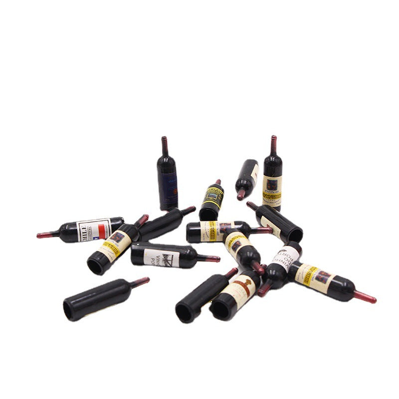Wholesale 1:12 doll house accessories Micro landscape decoration shooting props mini simulation plastic red wine bottle