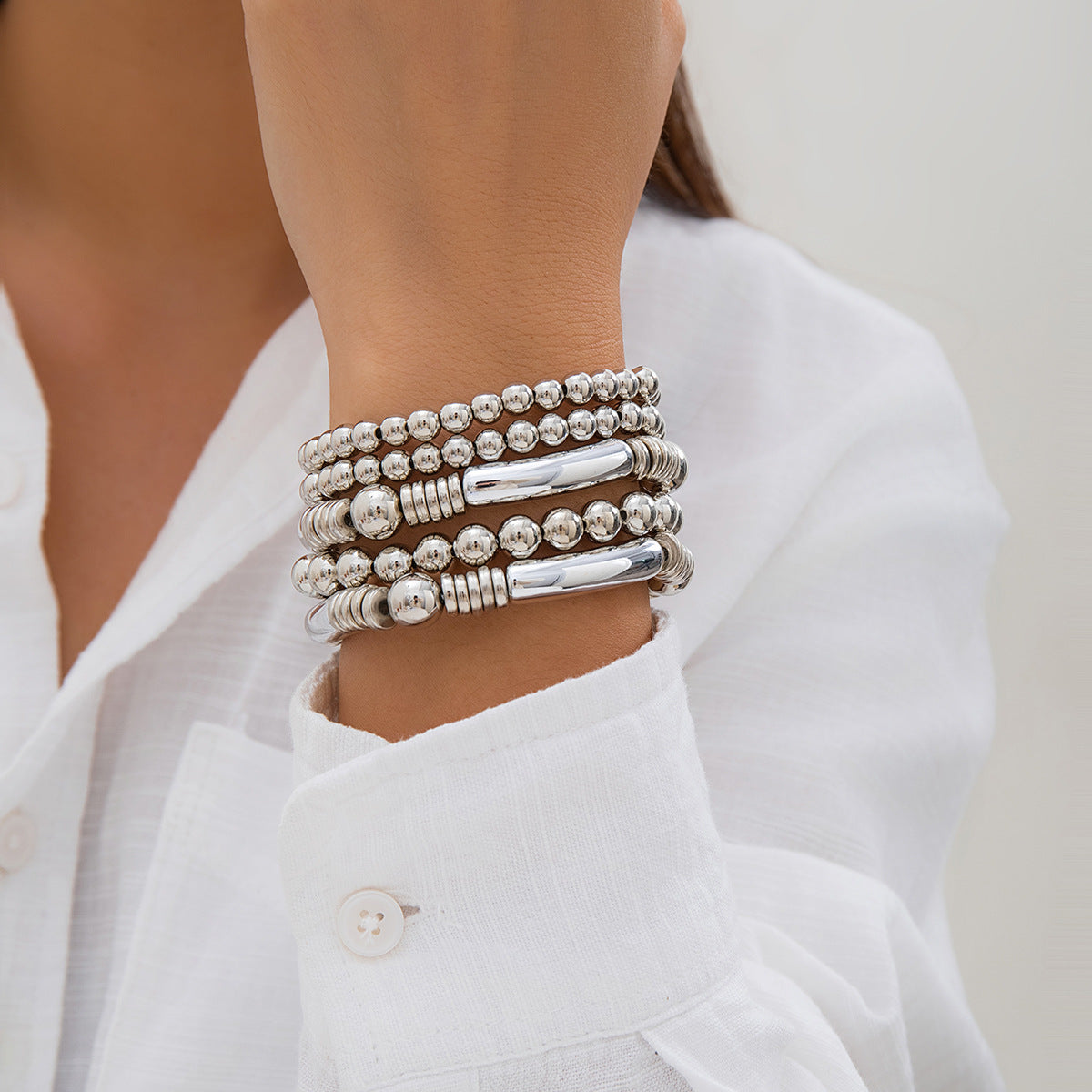 Wholesale Sweet and Cool Beaded Hot Girl Heart Pendant Metal Bracelet