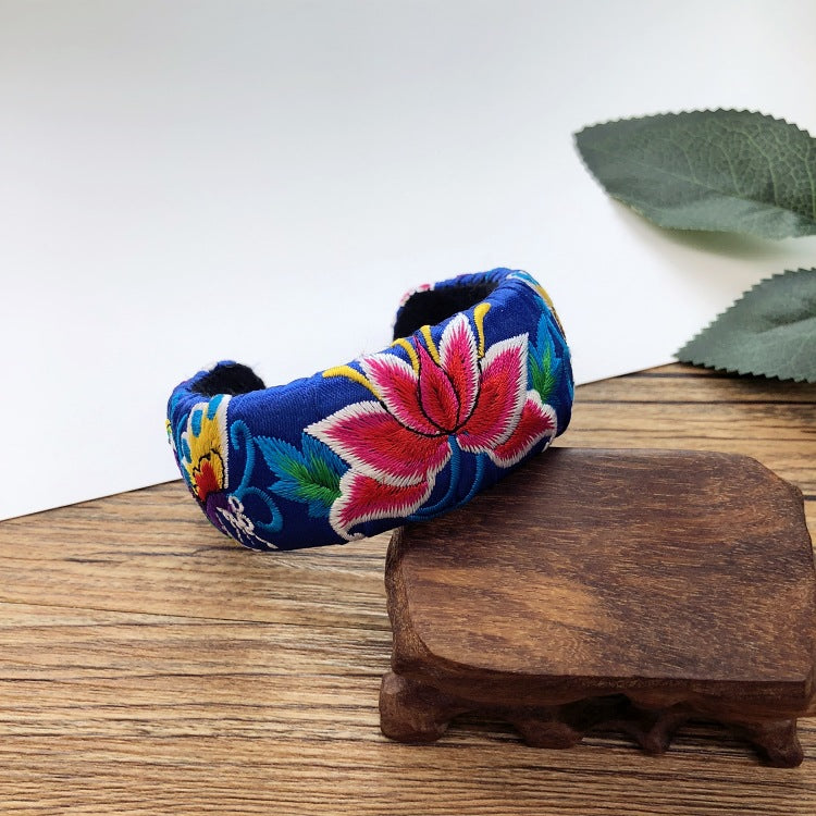 Wholesale Hand-embroidered wide version Miao silver cotton and linen versatile bracelet