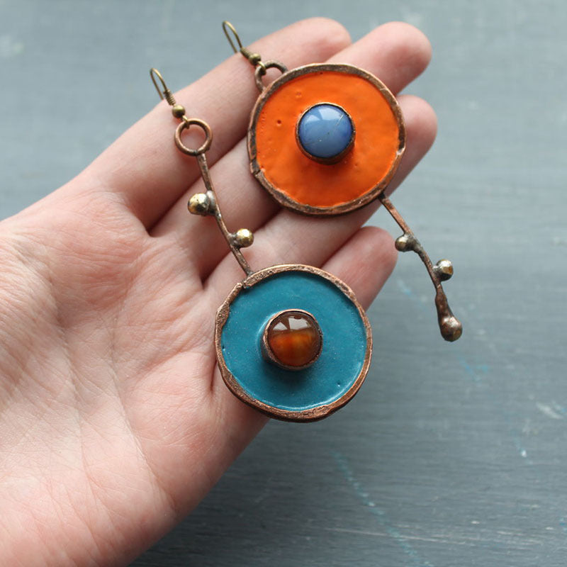 Wholesale Asymmetric Vintage Round Enamel Alloy Earrings