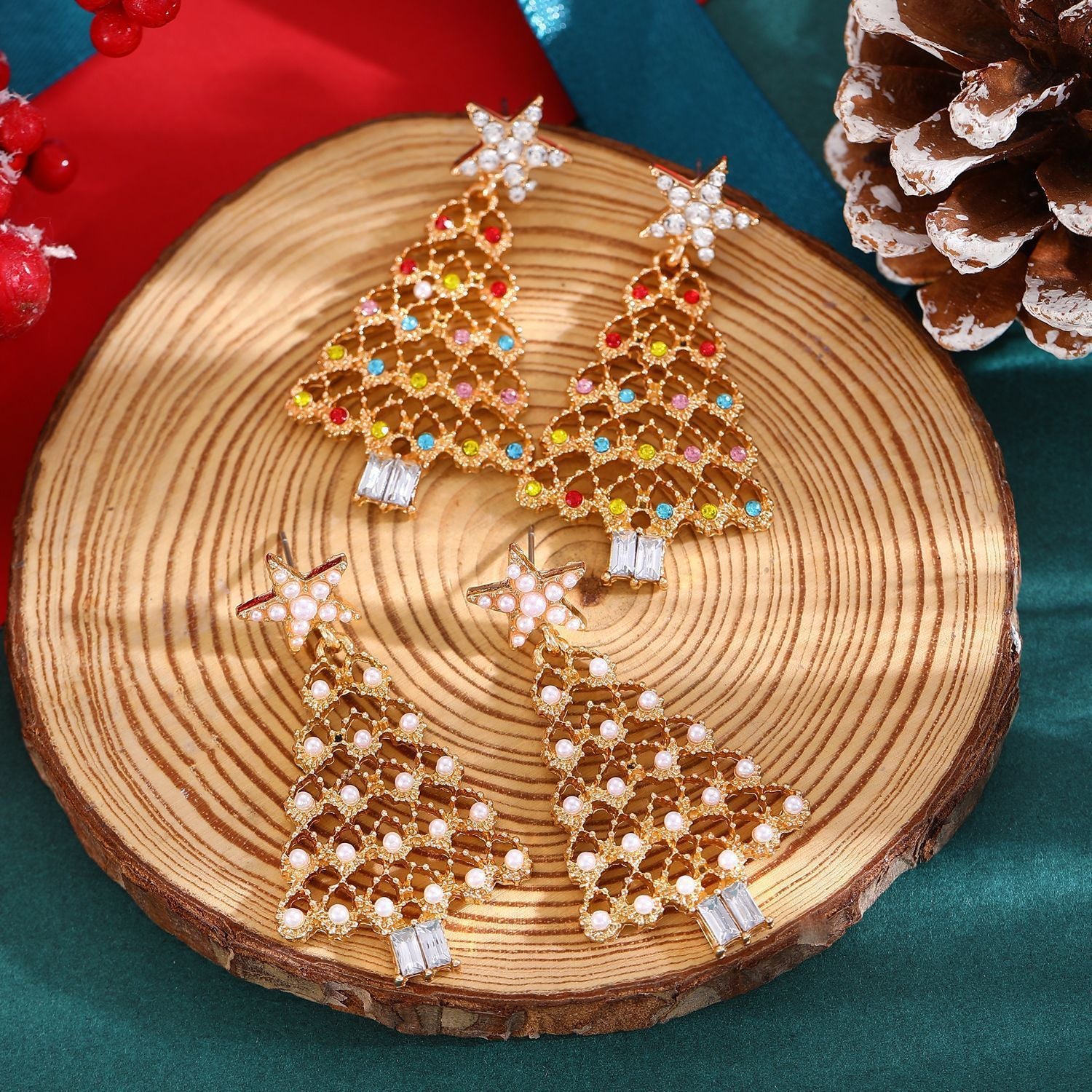 Wholesale Unique and stylish colored diamond Christmas tree earrings