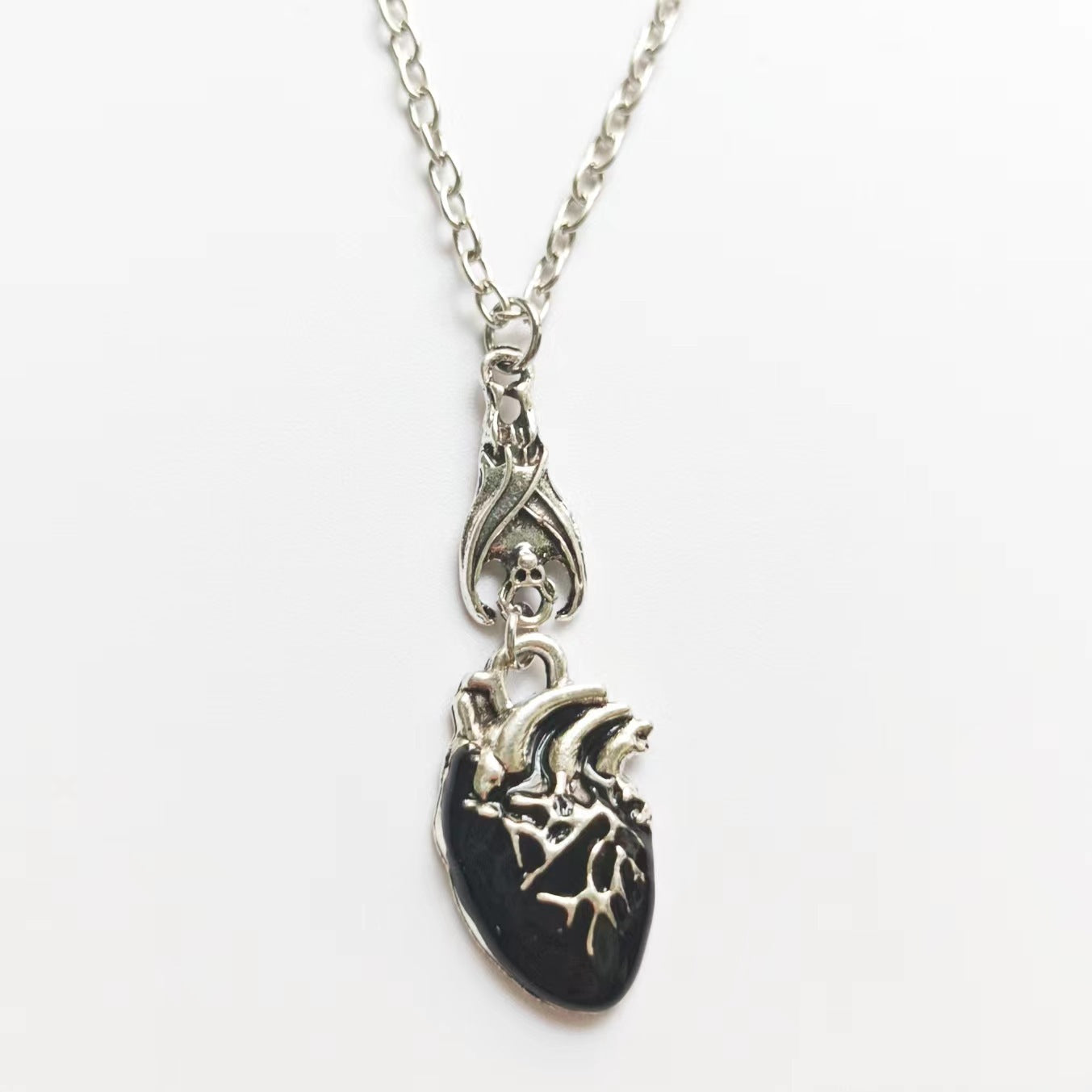 Wholesale Bat bleeding heart bohemian retro necklace