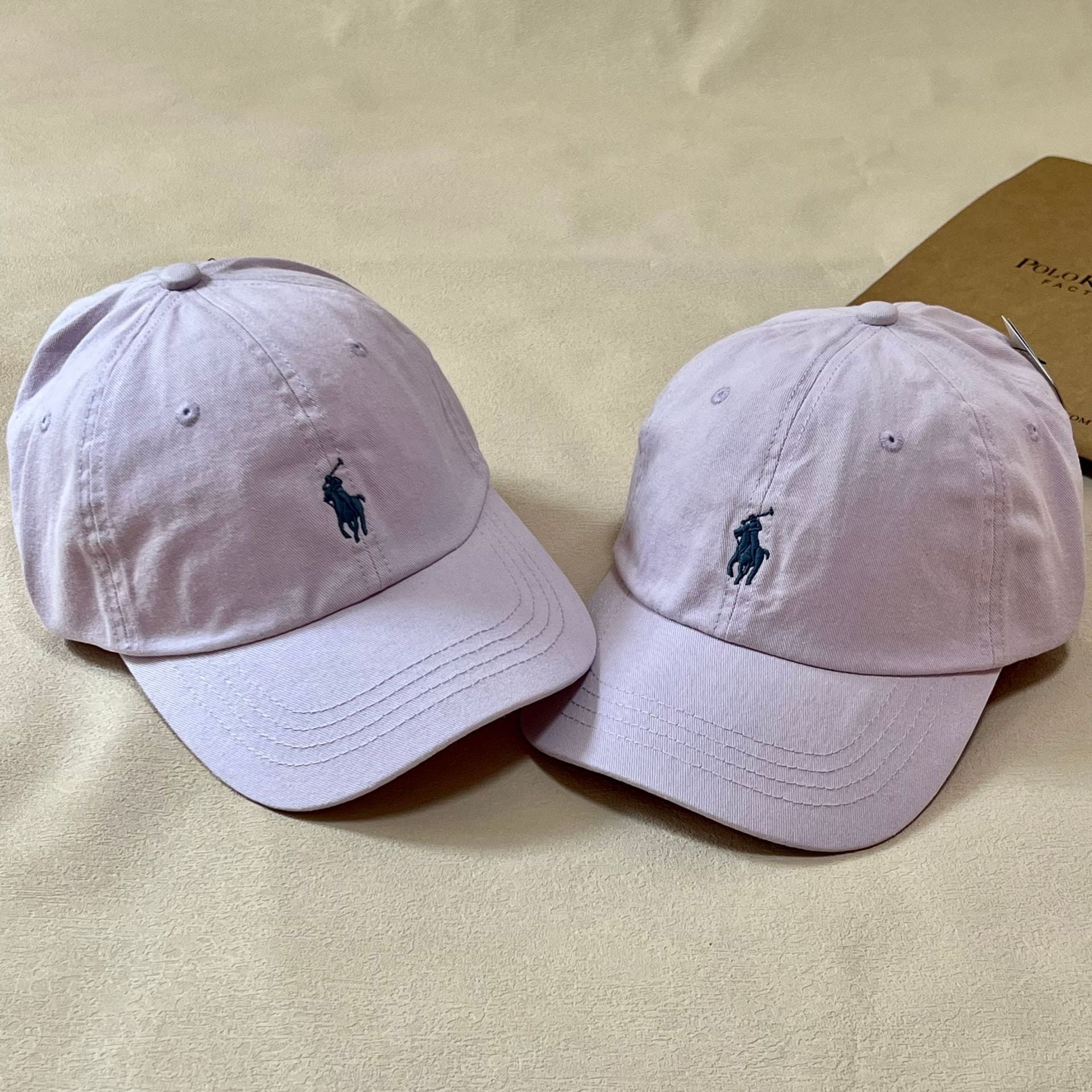 Wholesale Pure cotton  face-enhancing small deep brim baseball cap