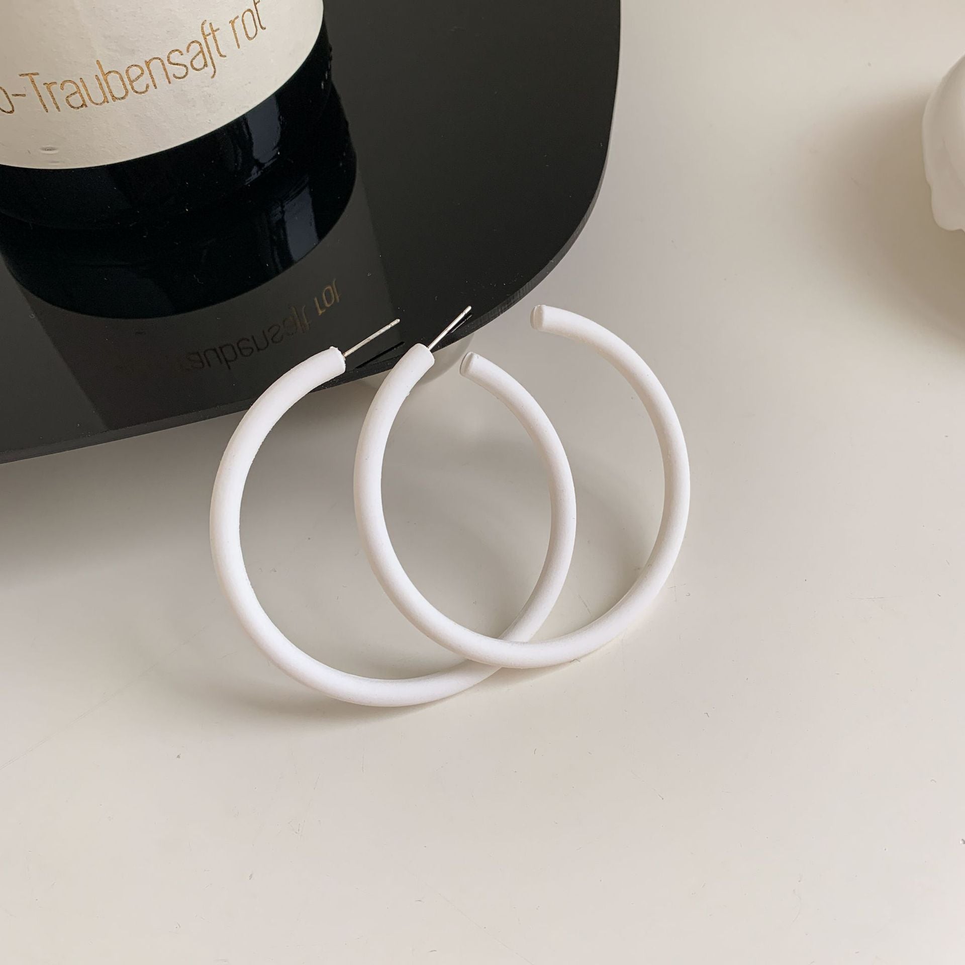 Wholesale Large hoop earrings C shape