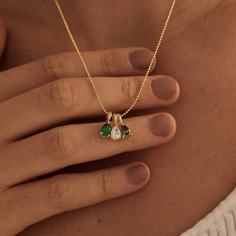 Wholesale Titanium Steel January Birthstone Drop Pendant Necklace 18K Gold Tone Stylish Jewelry Accessory For Gift And Daily Wear