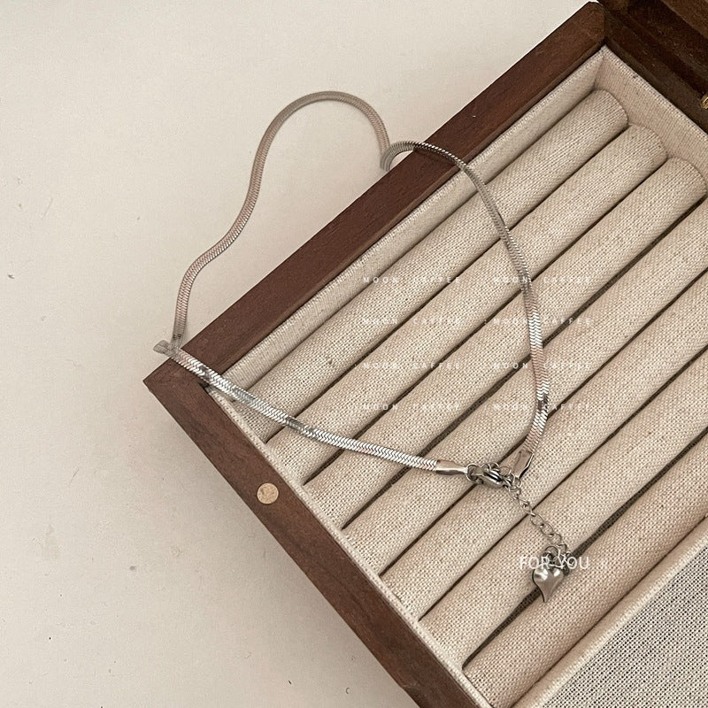 Wholesale Simple snake bone chain versatile temperament clavicle chain