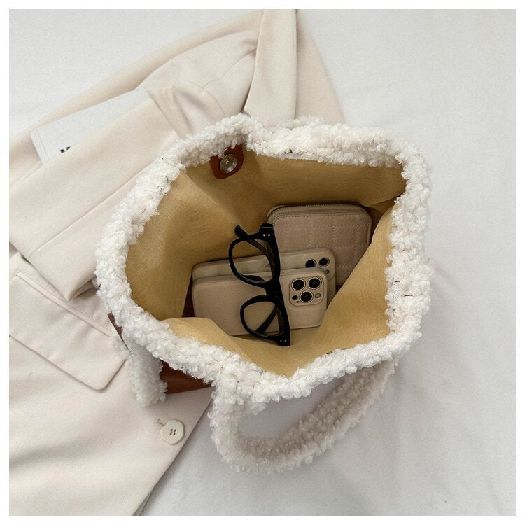 Wholesale Lambskin Leather Shoulder Crossbody Bag