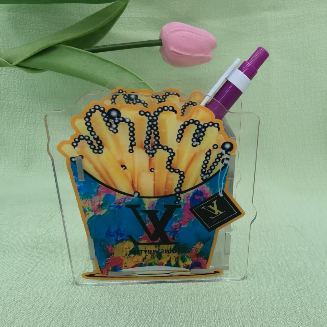 Wholesale  Creative Cute Cartoon Acrylic Pen Holder  OLY Exclusive