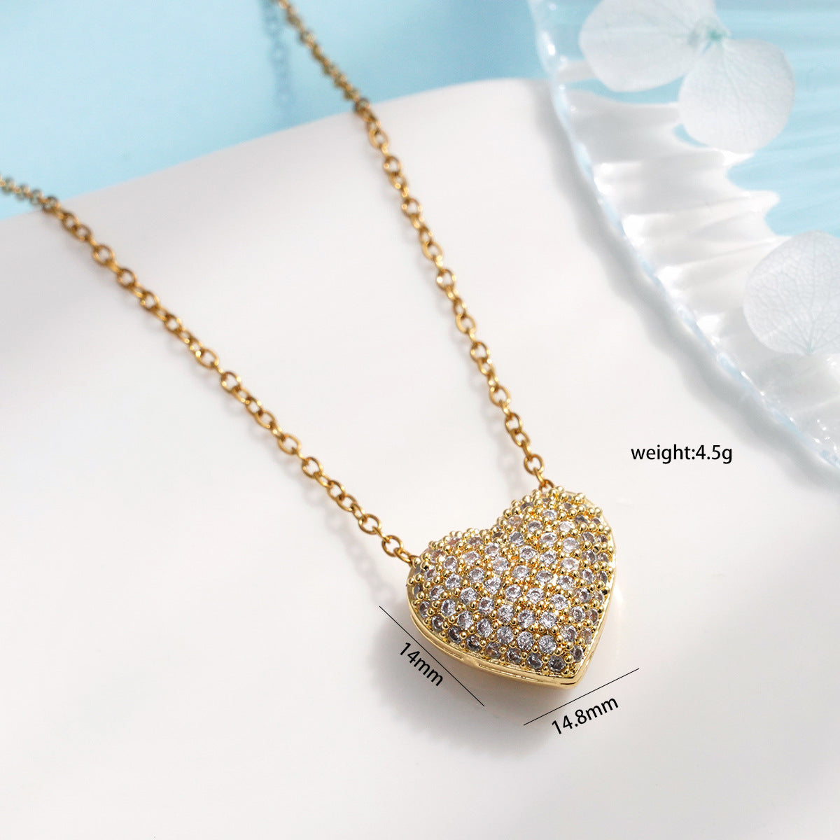 Wholesale Love Crown Necklace Pendant Personalized  Accessories
