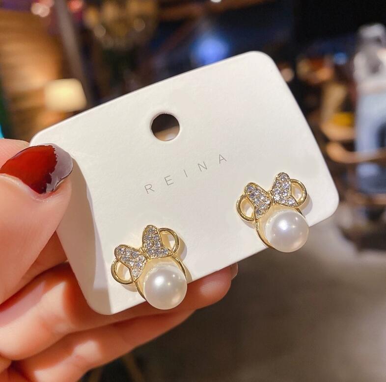 Wholesale Alloy Stainless Steel Cute Pearl Earrings