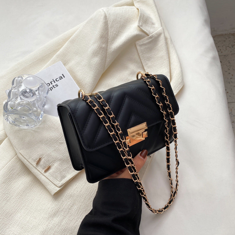 Wholesale Fashion Diamond Embroidery Crossbody Bag Chain Shoulder Small Square Bag