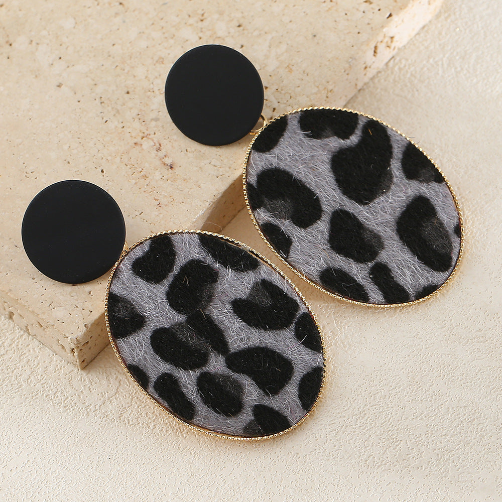 Wholesale Retro exaggerated large circle oval leopard print earrings