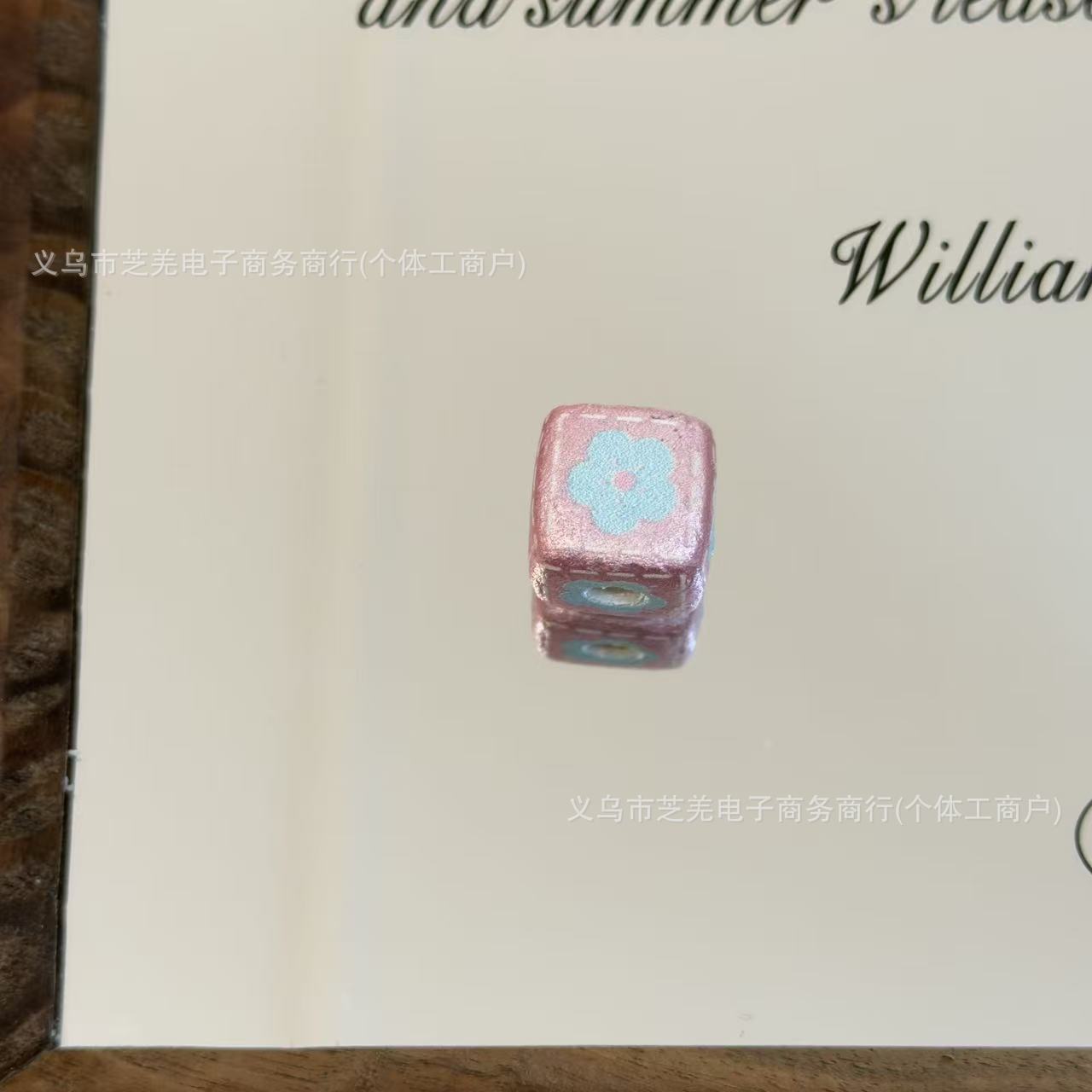 Wholesale 10pcs pearl wrinkled skin flower block acrylic beads