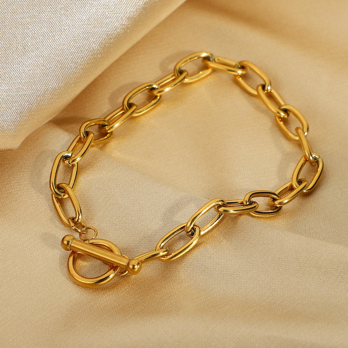 Wholesale fashion gold-plated stainless steel oval chain bracelet