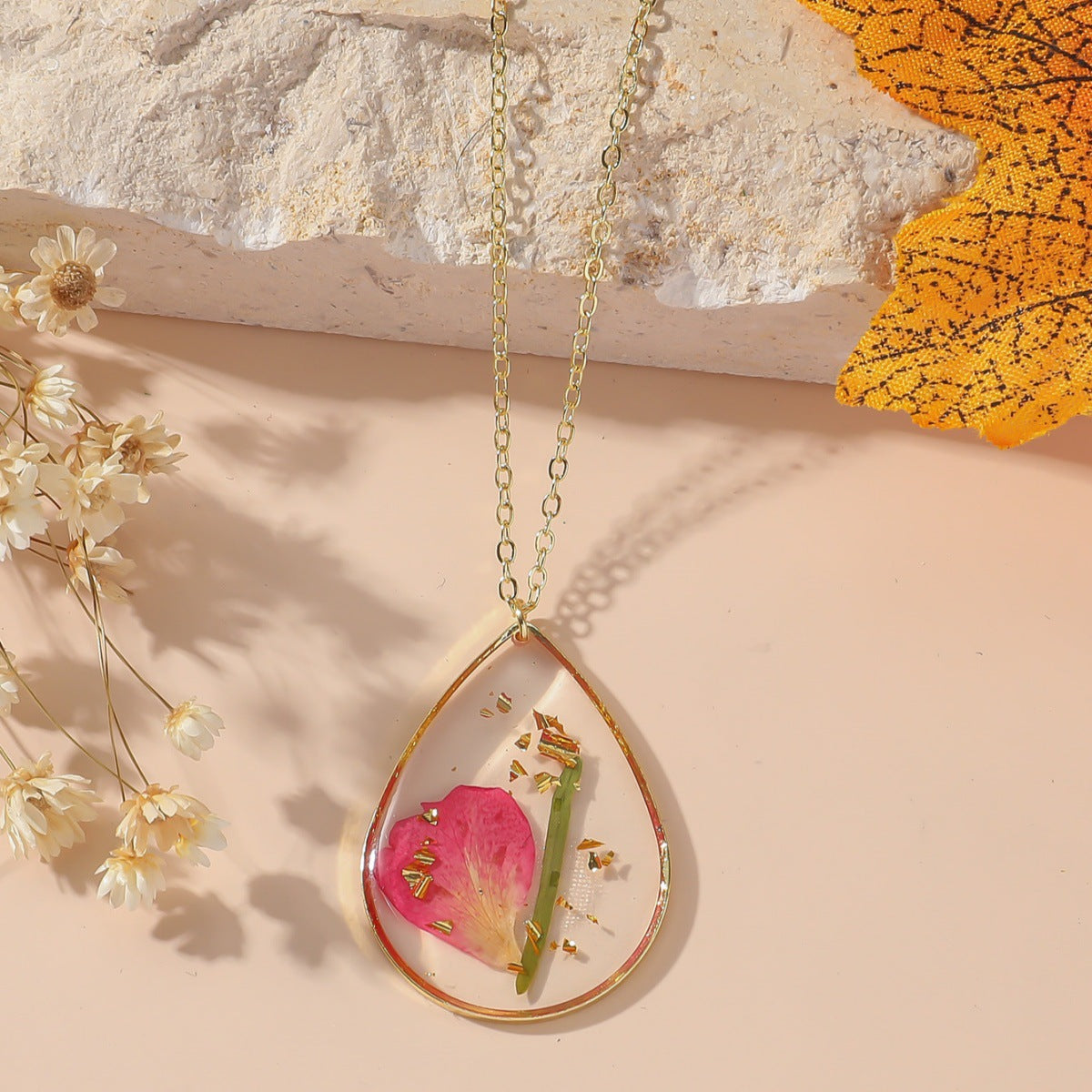 Wholesale Personalized Fashion All-match Niche Design Immortal Dried Flower Long Necklace