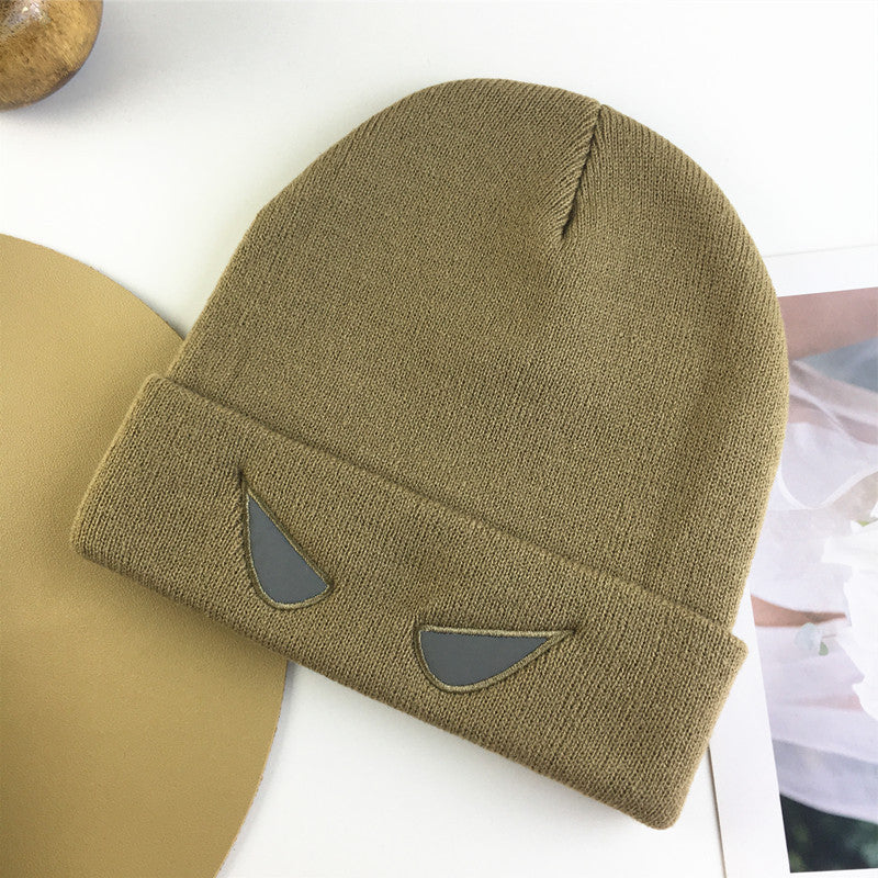 Wholesale Acrylic Autumn and Winter Reflective Devil's Eye Knitted Hats for Couples' Warm Woolen Hats