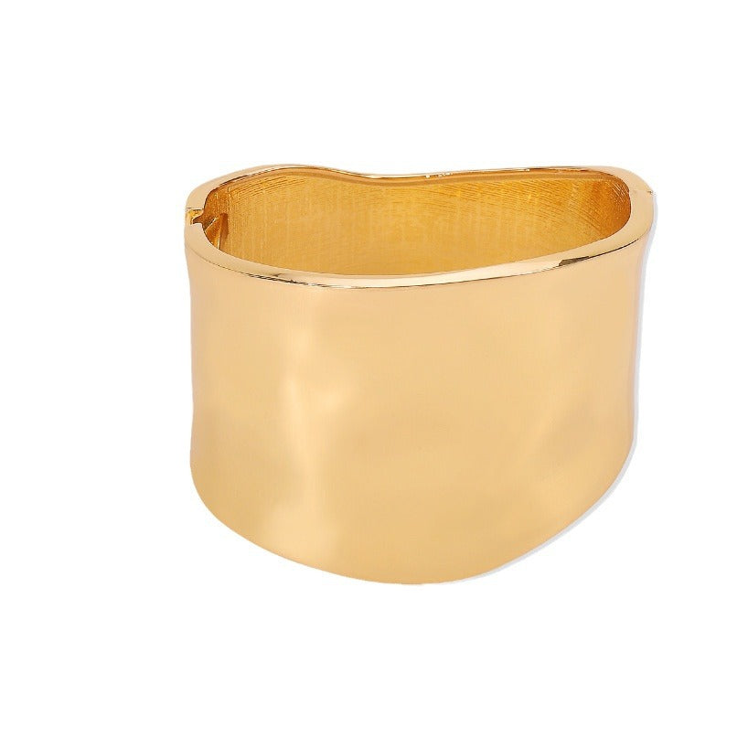 Wholesale Simple Exaggerated Wide Edge Gold Brushed Spring Buckle Female Bracelet